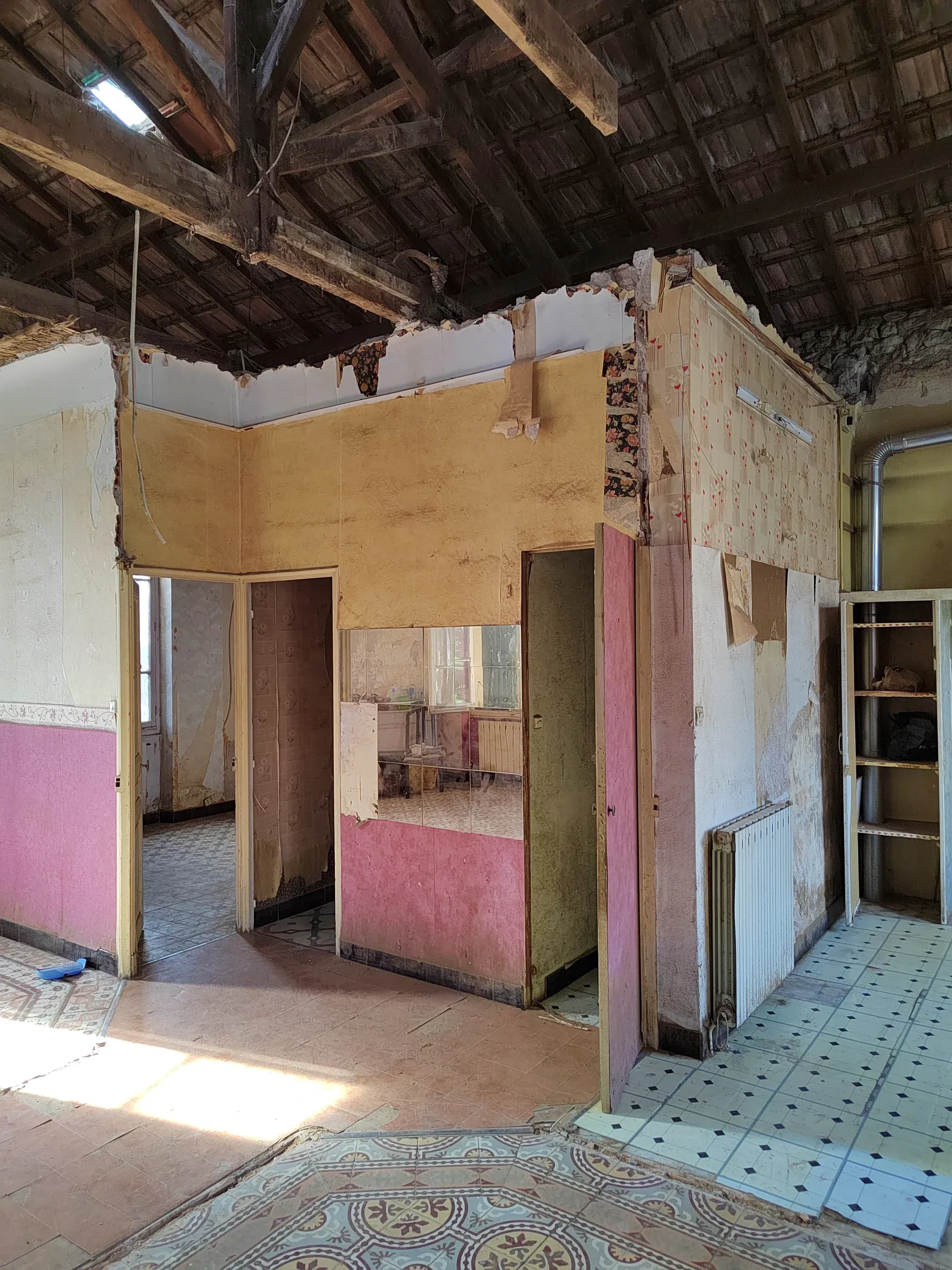 demolition du plafond pour recuperer la hauteur sous comble
