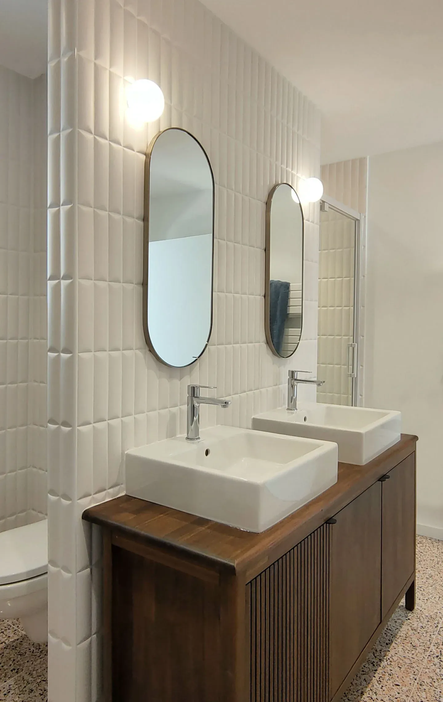renovation extension aubagne meuble double vasque sol terrazzo